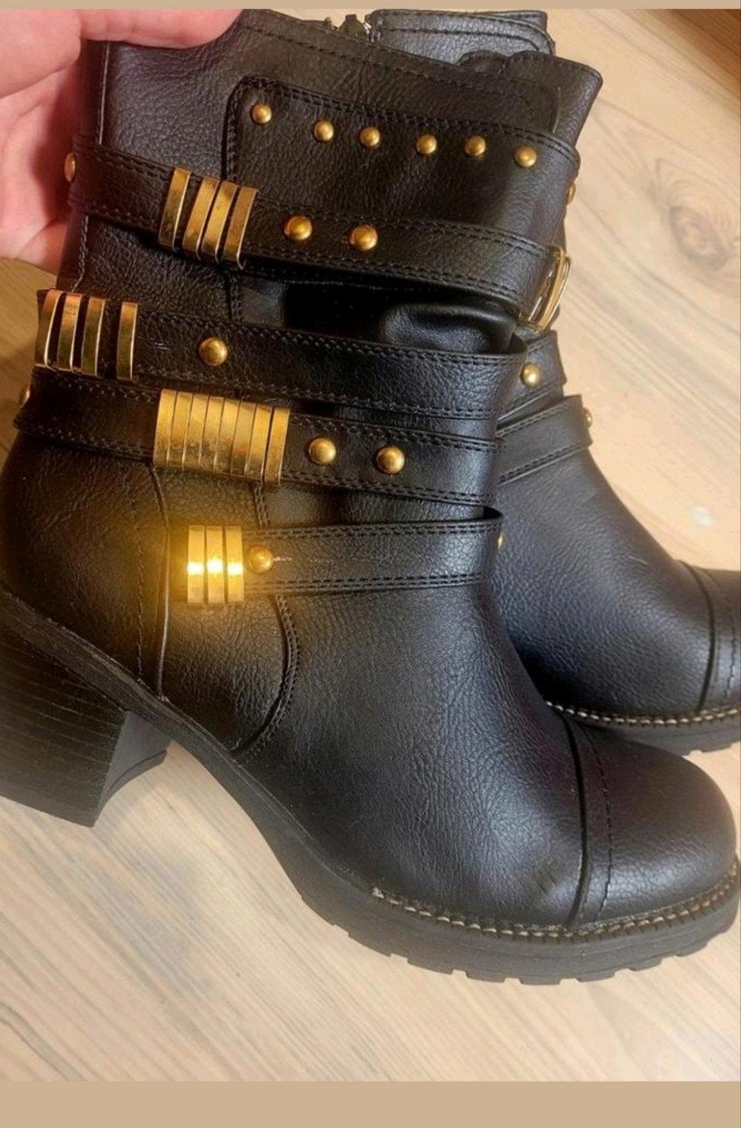 Zwarte laarzen met gouden details, H&M, Zwart, Lage of Enkellaarzen, Nieuw