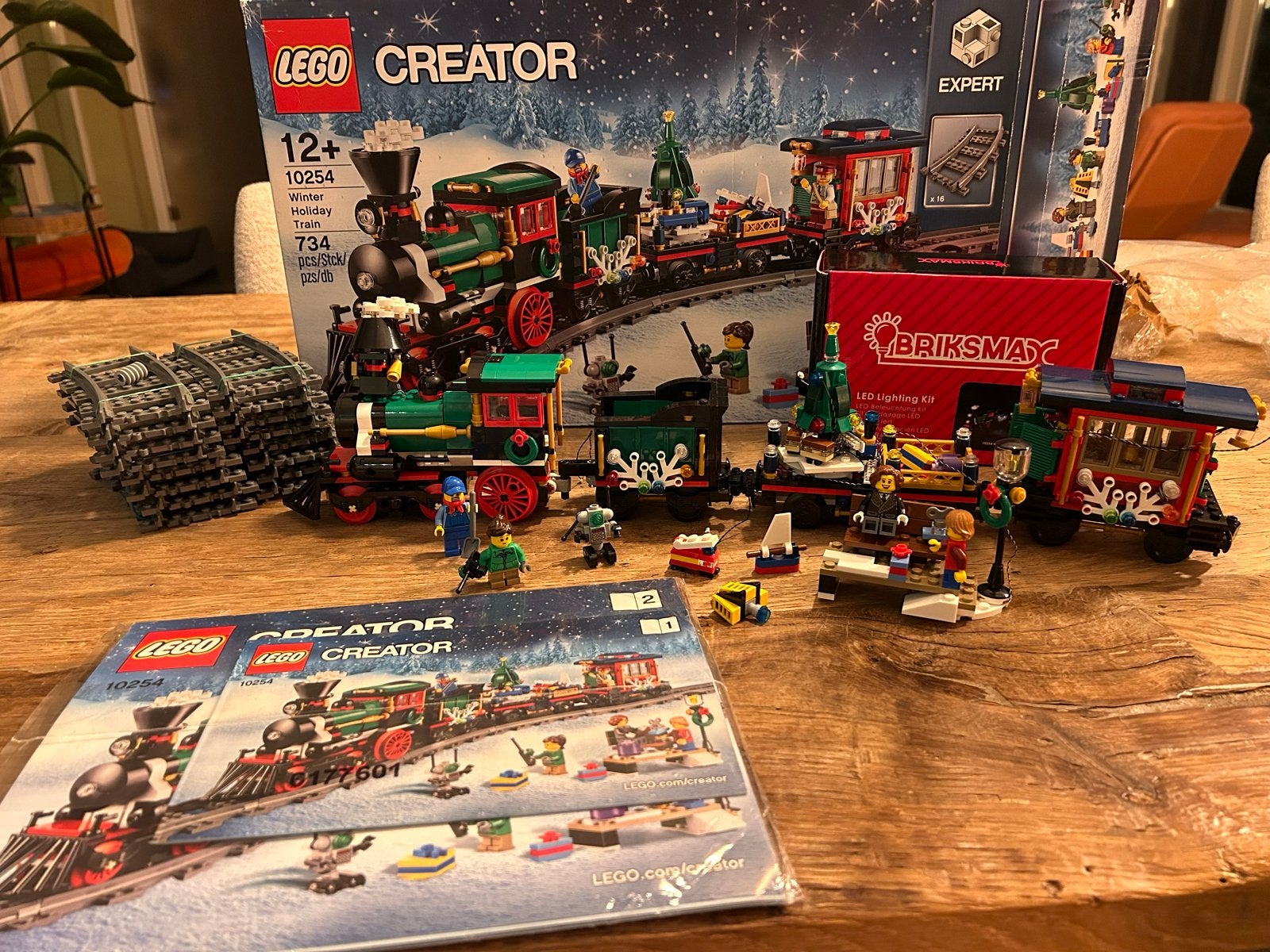 LEGO Creator Expert Winter Holiday Train 10254 met LED, Ophalen, Lego, Zo goed als nieuw, Compleet
