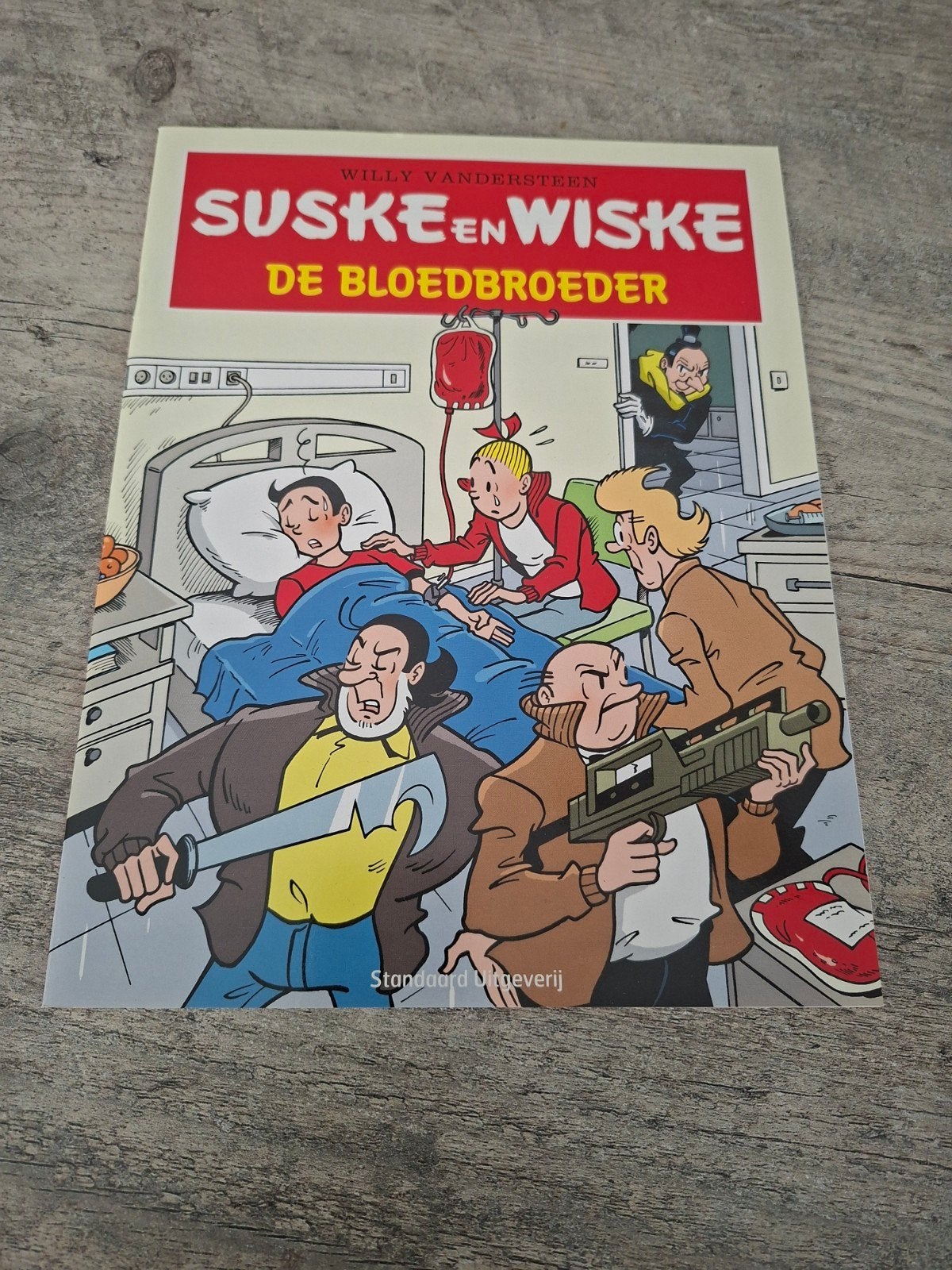 suske en wiske de bloedbroeder sanquin, Willy Vandersteen, Eén stripboek, Ophalen of Verzenden, Zo goed als nieuw