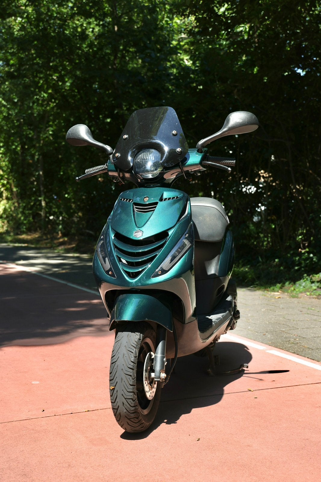 Piaggio Zip SP 80cc (2017) – RS01 kappenset | Jaguar Groen, Fietsen en Brommers, Ophalen, Zip, Zo goed als nieuw, 80 cc