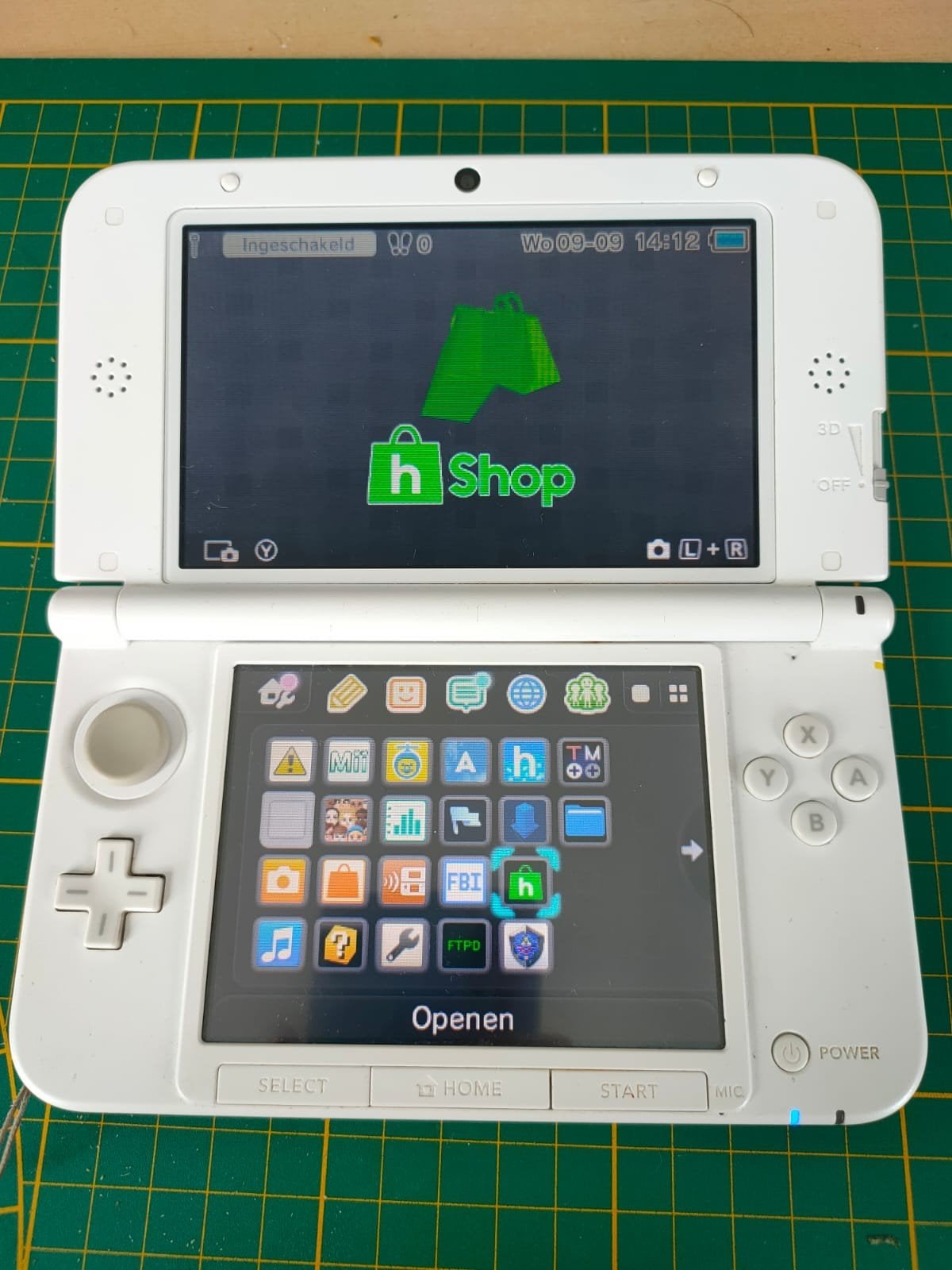 Nintendo 3DS XL + Hoes + Games, Spelcomputers en Games, Gebruikt, Wit, 3DS, Ophalen