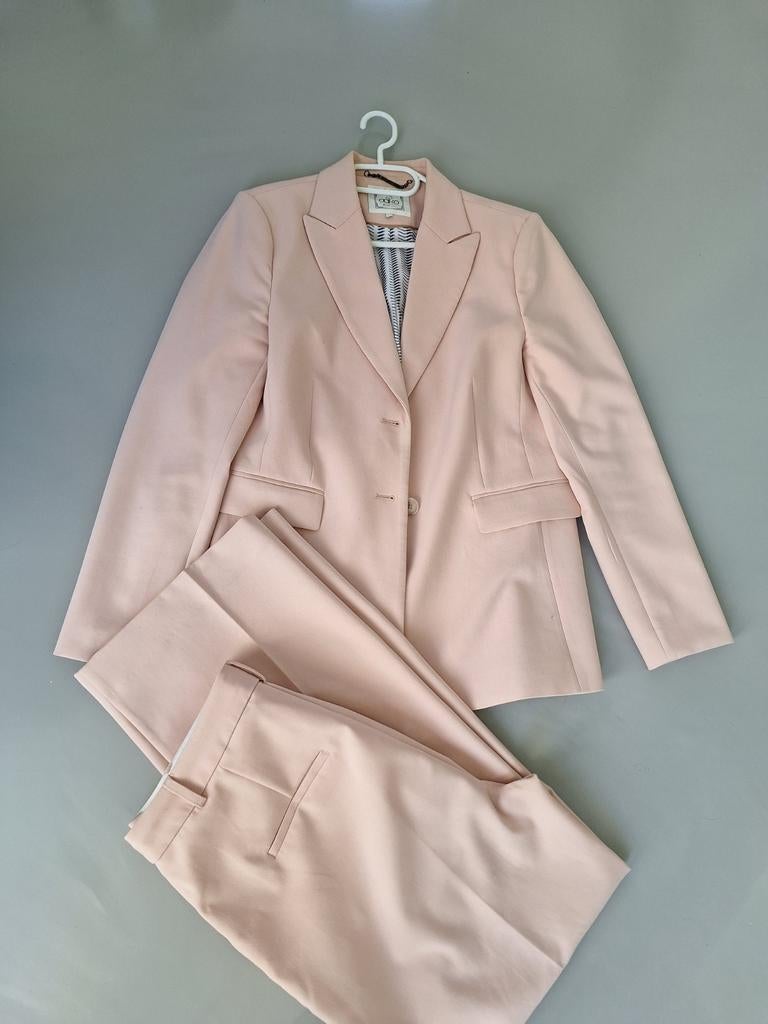 Complete set Aaiko L, Kleding | Dames, Ophalen of Verzenden, Zo goed als nieuw, Roze