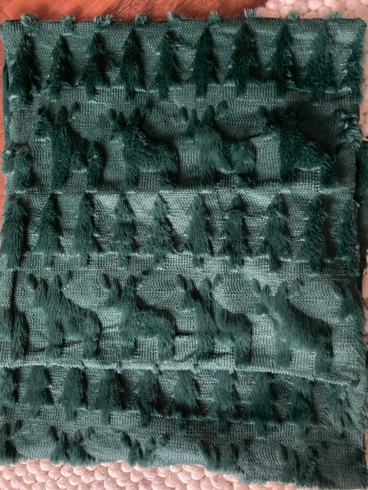 Fluffy bont kerst rendier kerstbomen print groen kussenhoes, Huis en Inrichting, Woonaccessoires | Kussens, Nieuw, Ophalen of Verzenden
