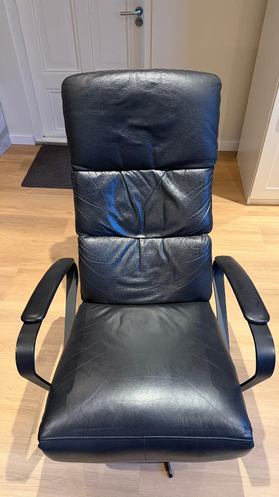 Zwarte leren relaxfauteuil - Comfortabel en stijlvol, Huis en Inrichting, Fauteuils, Ophalen, Modern, Comfortabel, Gebruikt, Leer