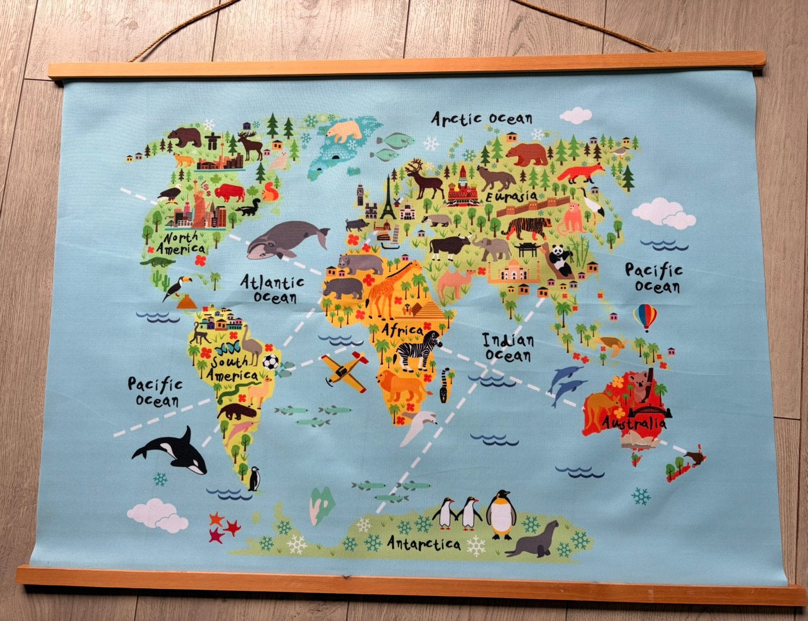Stoffen poster wereldkaart kinderkamer, Ophalen, Zo goed als nieuw, Ophangbaar, Wanddecoratie