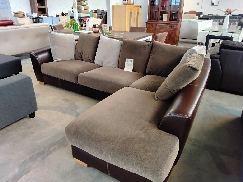 Hoekbank 290x215cm, 275=. Second Life Wolvega!, Ophalen, 250 tot 300 cm, Hoekbank, Zo goed als nieuw
