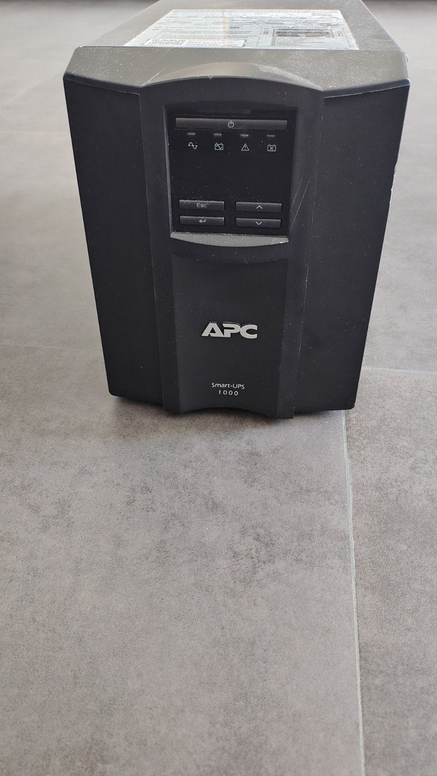 3x APC Smart-UPS C 1000VA AP9613 kaart (zonder accu), Ophalen, Zo goed als nieuw