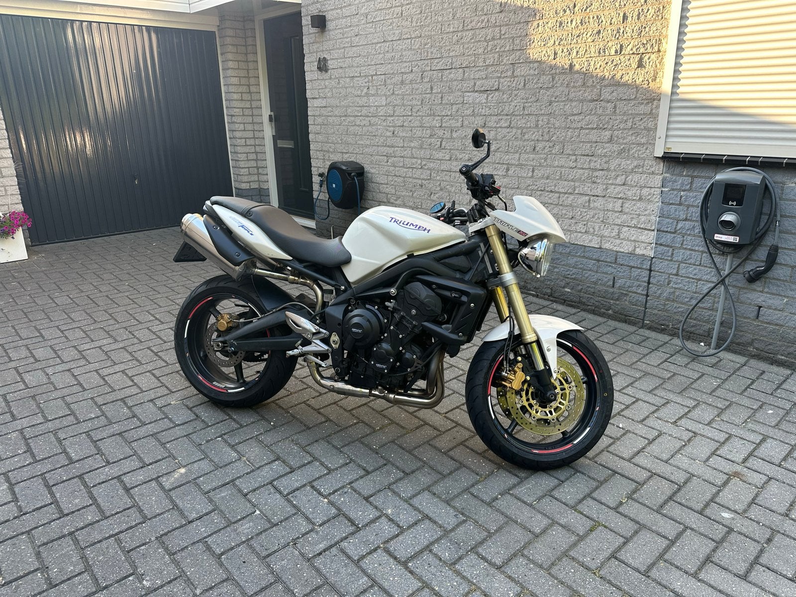 Triumph Street Triple 675 - Nette en goed onderhouden, Motoren, Motorrijbewijs A, Gebruikt, 3 cilinders, Particulier