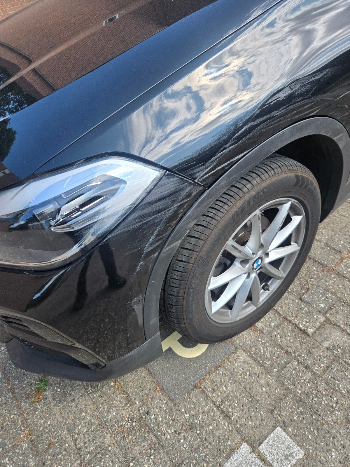 Lichte schaafschade BMW X2 1.6D 11-2022 AUT 72350 km, Auto diversen, Zwart, Diesel, SUV of Terreinwagen, 1496 cc