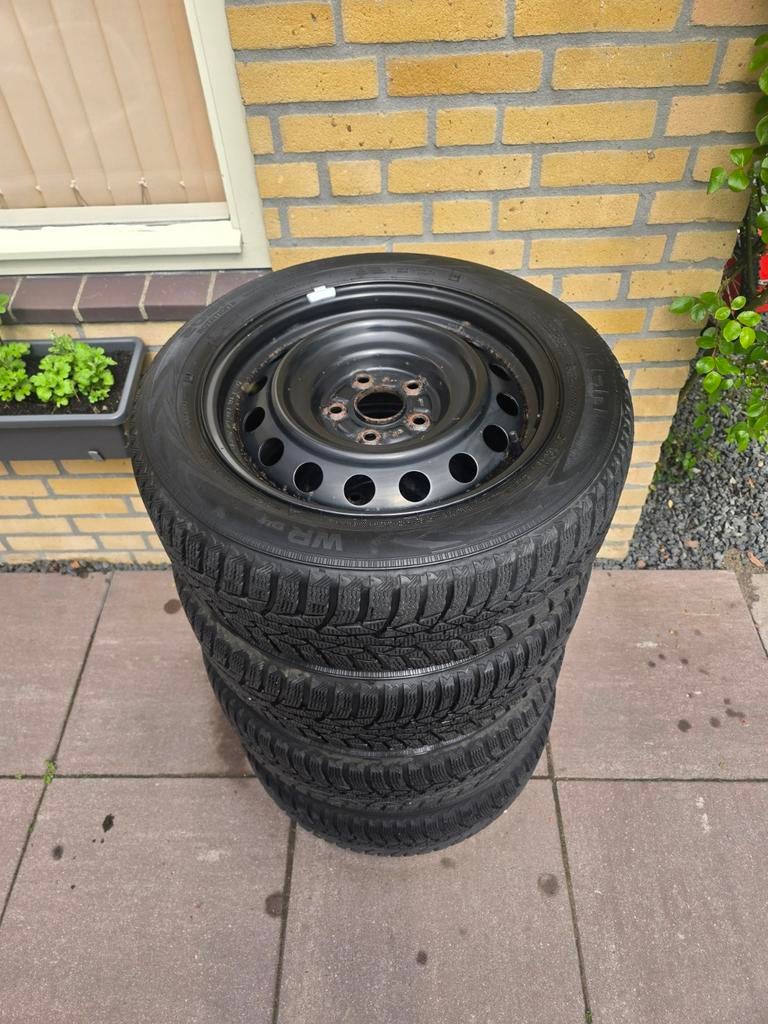 Winterbanden 205/55 R16 op stalen velgen (5x114.3) - gebalan, Ophalen of Verzenden
