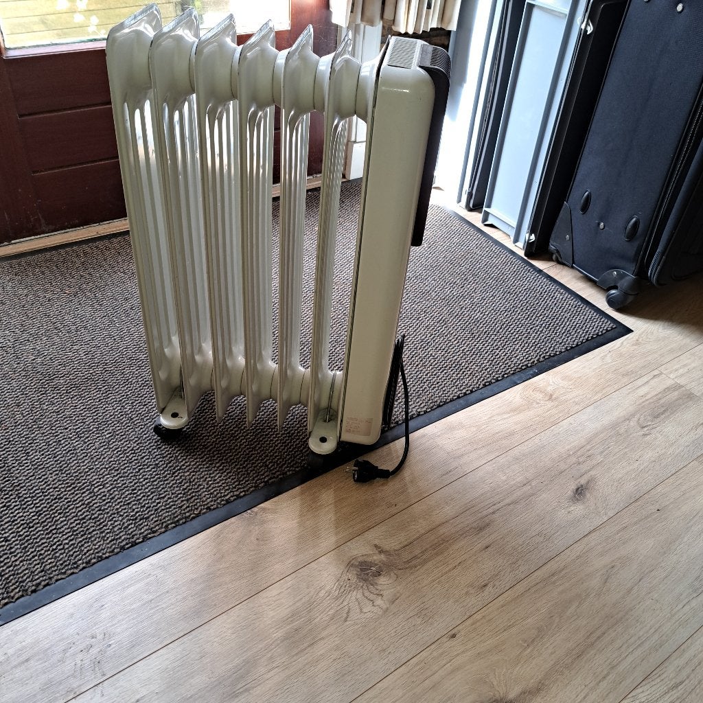 Radiator kachel, Ophalen, 30 tot 80 cm, Gebruikt, Kachel