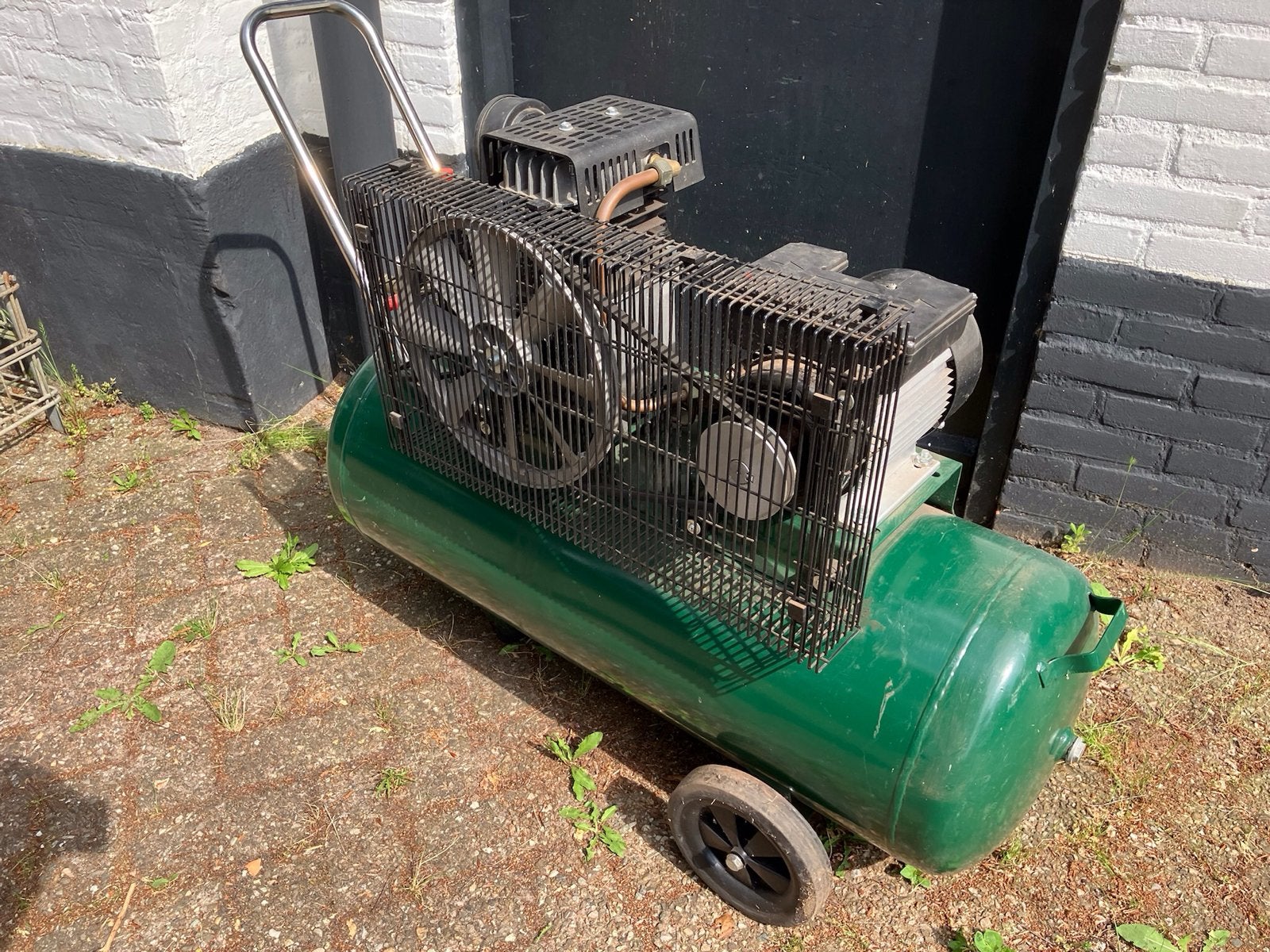 2-Force Compressor 100L, 290 L/min, 230V, 8 bar prijs verl., Doe-het-zelf en Verbouw, Compressors, Ophalen, Gebruikt, 200 tot 400 liter/min