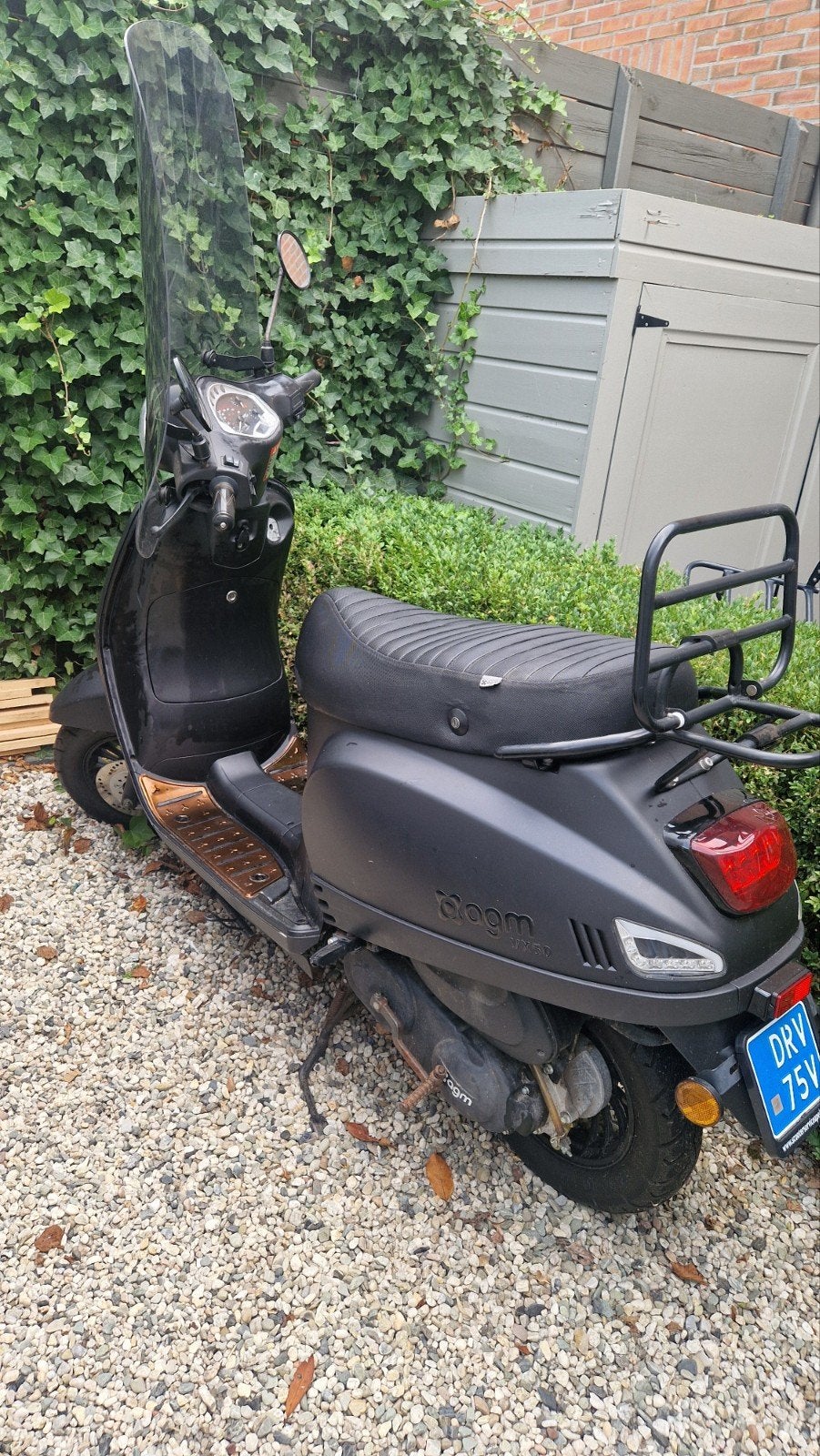 AGM VX50 – zwart, Ophalen, Gebruikt, Benzine, Overige merken