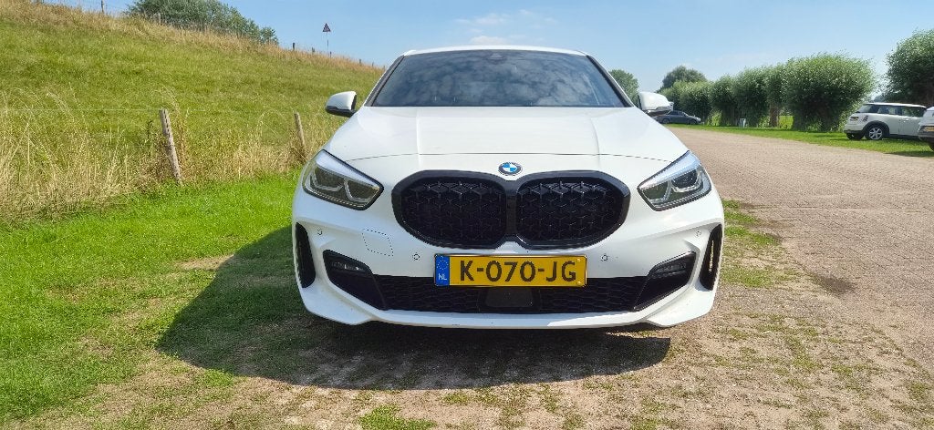 Foto 6 van BMW 1-Serie 118i 136pk 2021 Executive Edition M-sport