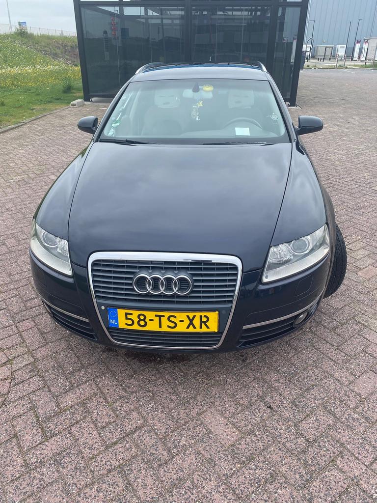 Audi A6 2.4 Pro Line, 1800 kg, Blauw, 10 km/l, Stationwagon