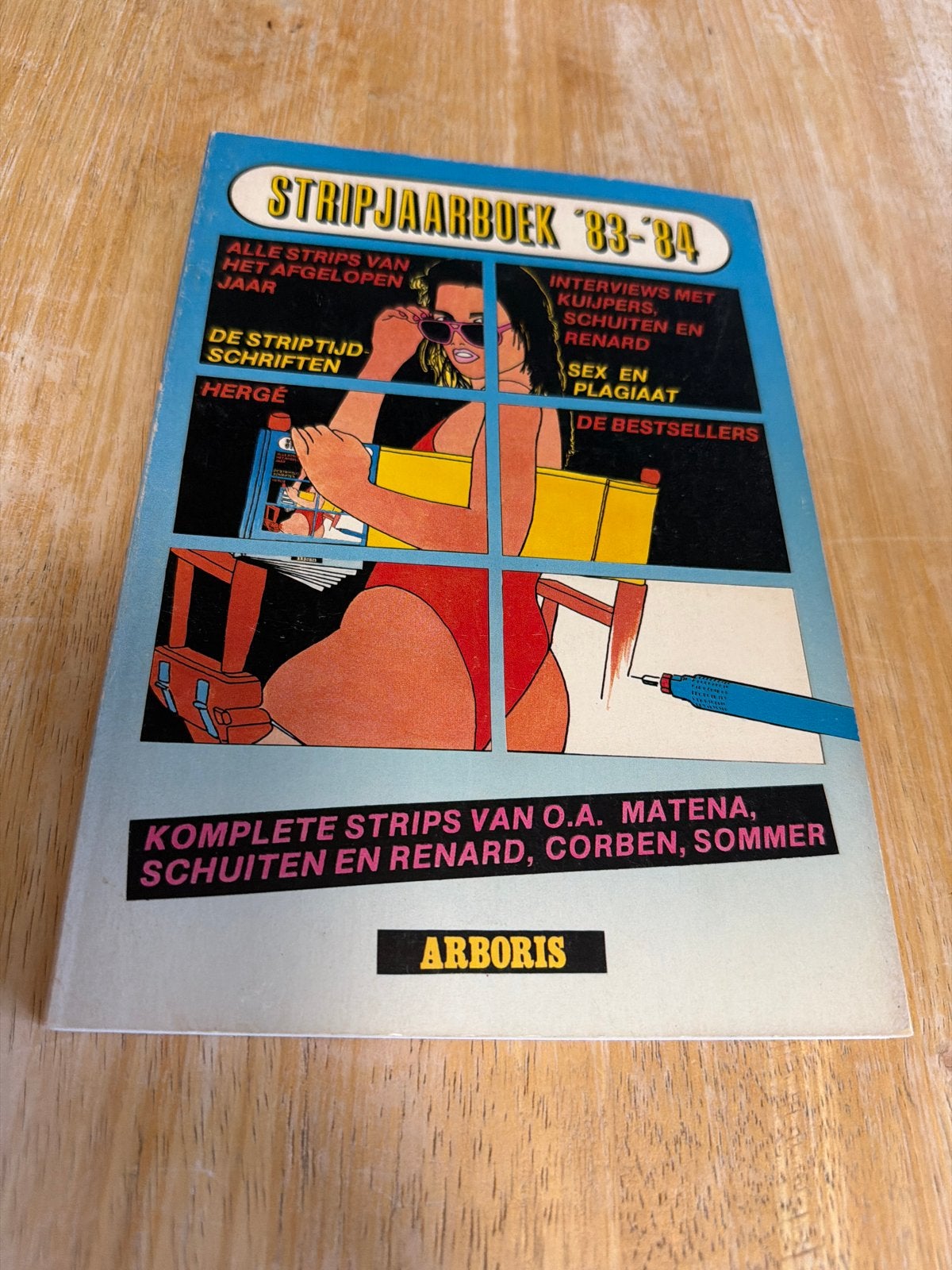Stripjaarboek '83-'84 - Complete strips en interviews, Boeken, Eén stripboek, Ophalen of Verzenden, Gelezen