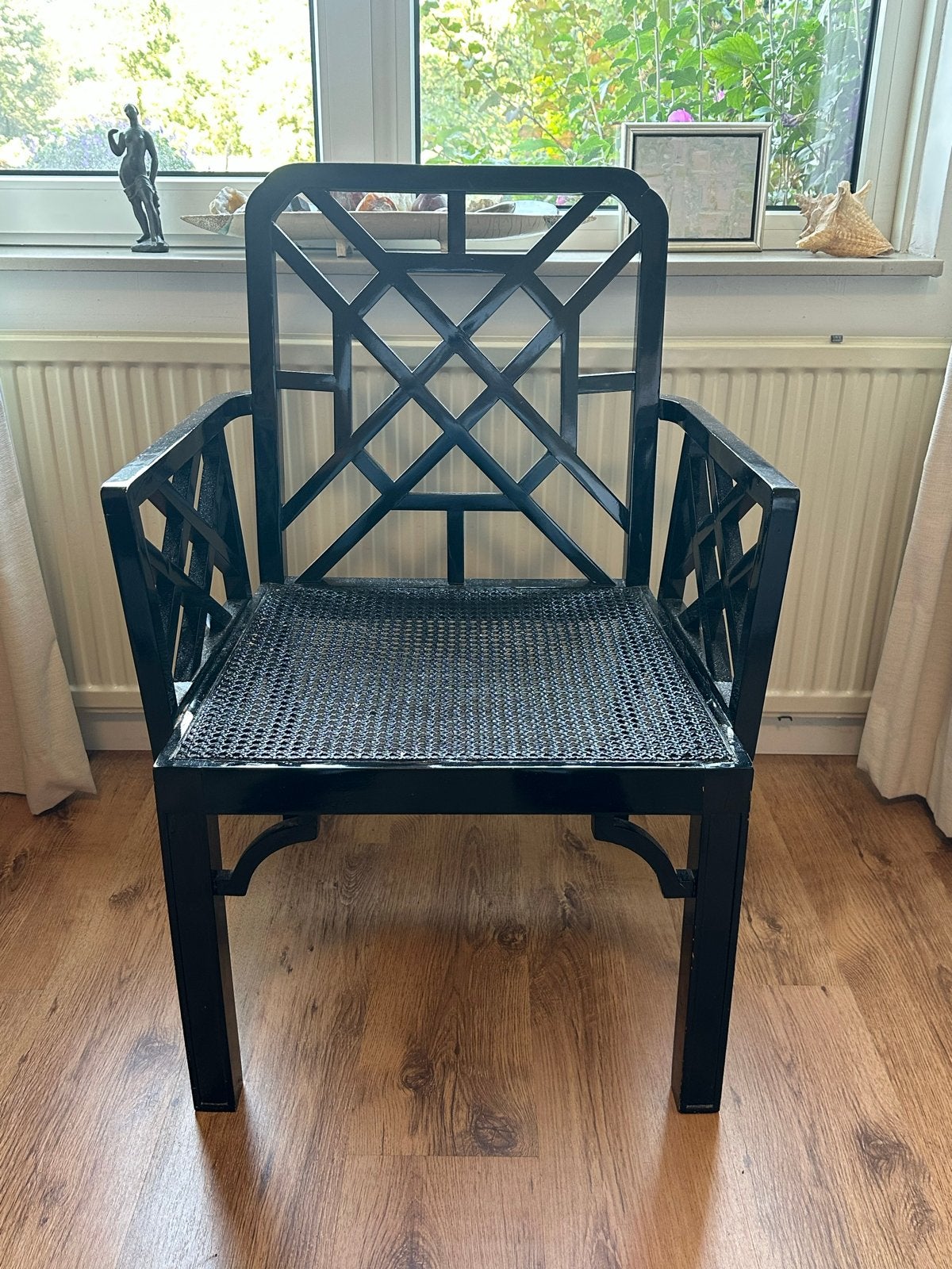 Zwarte houten stoel met rieten zitting, Ophalen, Gebruikt, Zwart, Eén
