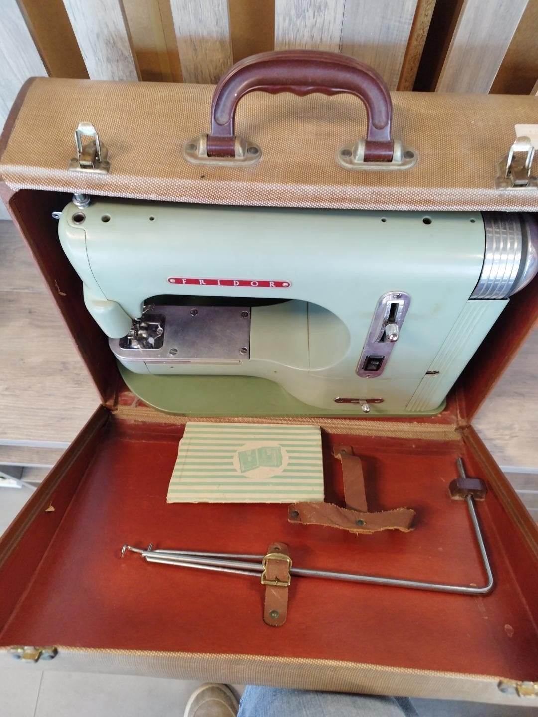 Fridor Stitchmaster Type 6 – 1953 – compleet orgineel, Ophalen of Verzenden
