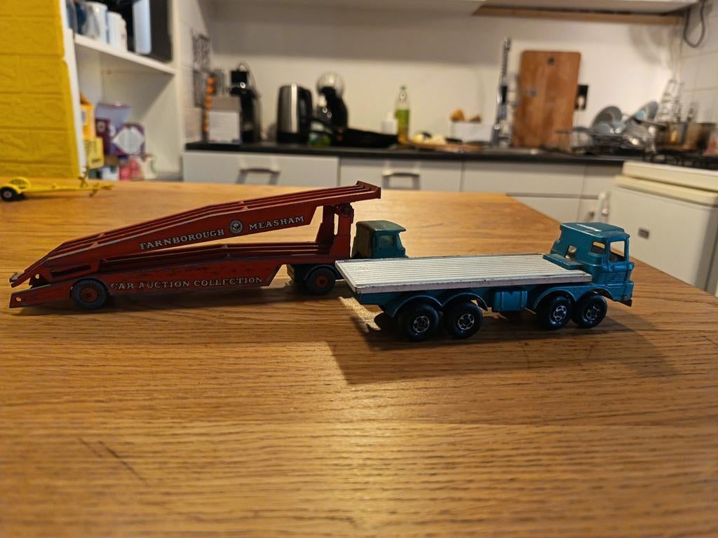 Vintage Matchbox Guy Warrior Tractor & Car Transporter, Overige merken, Gebruikt, 1:50 of kleiner, Ophalen of Verzenden