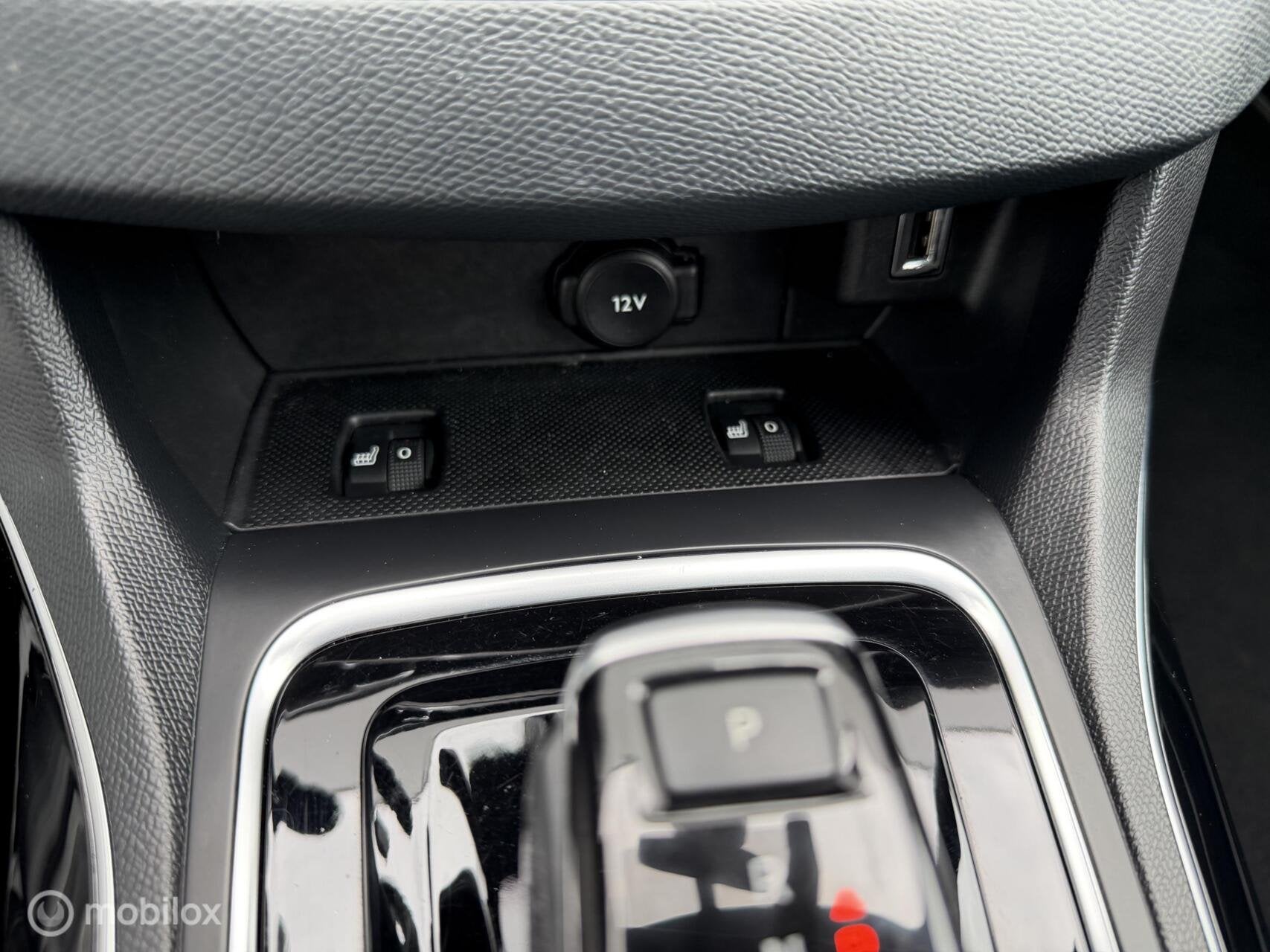 Foto 19 van Peugeot 308 SW 1.2 PureTech GT-line|AUTOMAAT|MASSAGESTO|PANO