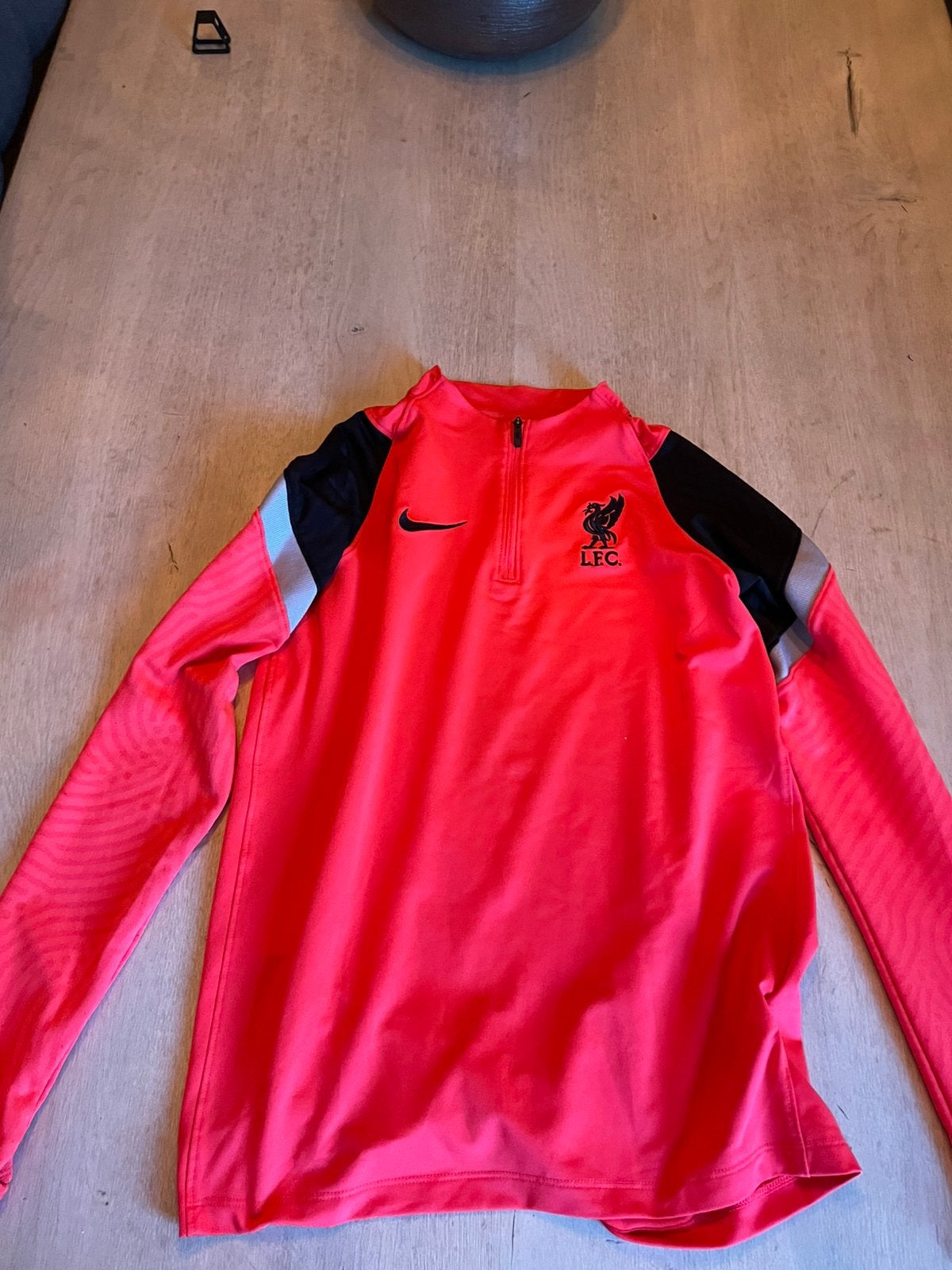Liverpool trainingsjack, Overige maten, Ophalen of Verzenden, Zo goed als nieuw, Voetbal