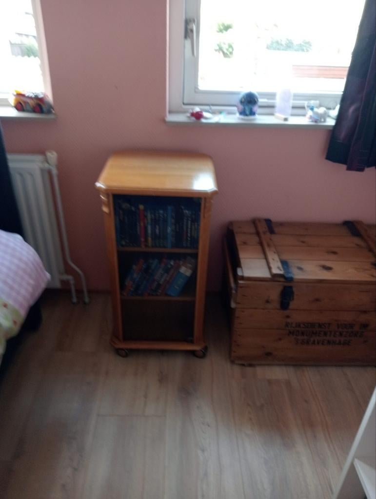 Eiken dvd/ cd kast, Ophalen