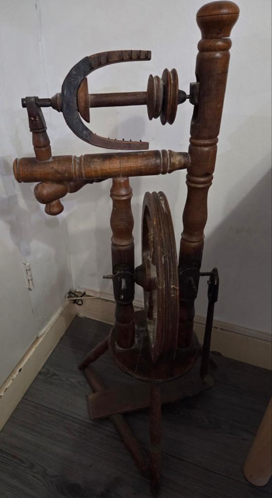Antiek spinnenwiel, Hobby en Vrije tijd, Spinnewielen en Spinnen, Ophalen of Verzenden, Spinnewiel