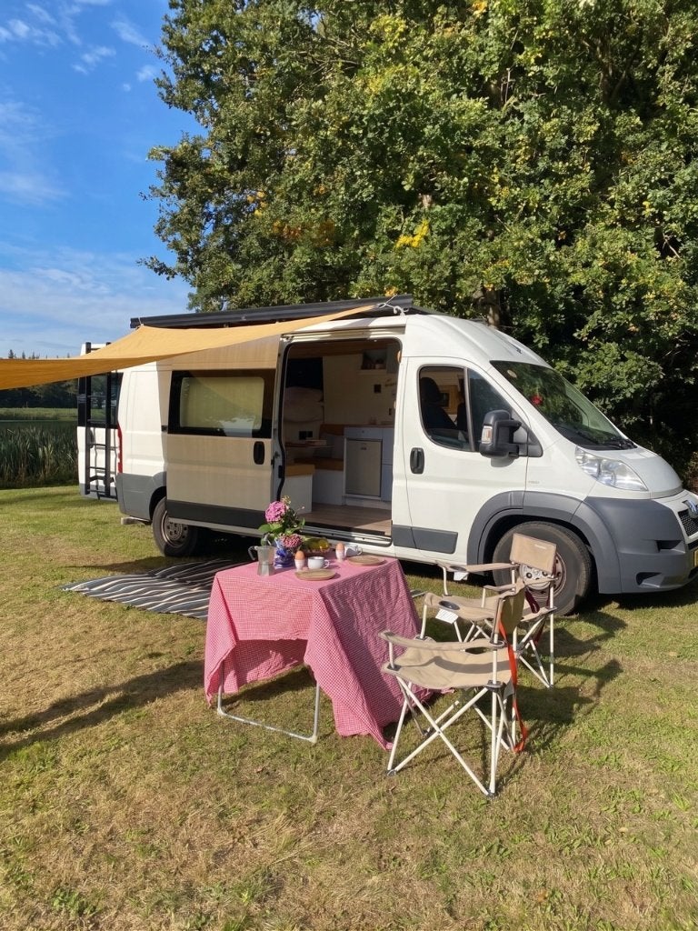Sfeervolle Off-grid Peugeot Boxer Camper L3H2 • Nieuwe APK, Voorwielaandrijving, Euro 5, Stof, 3000 kg