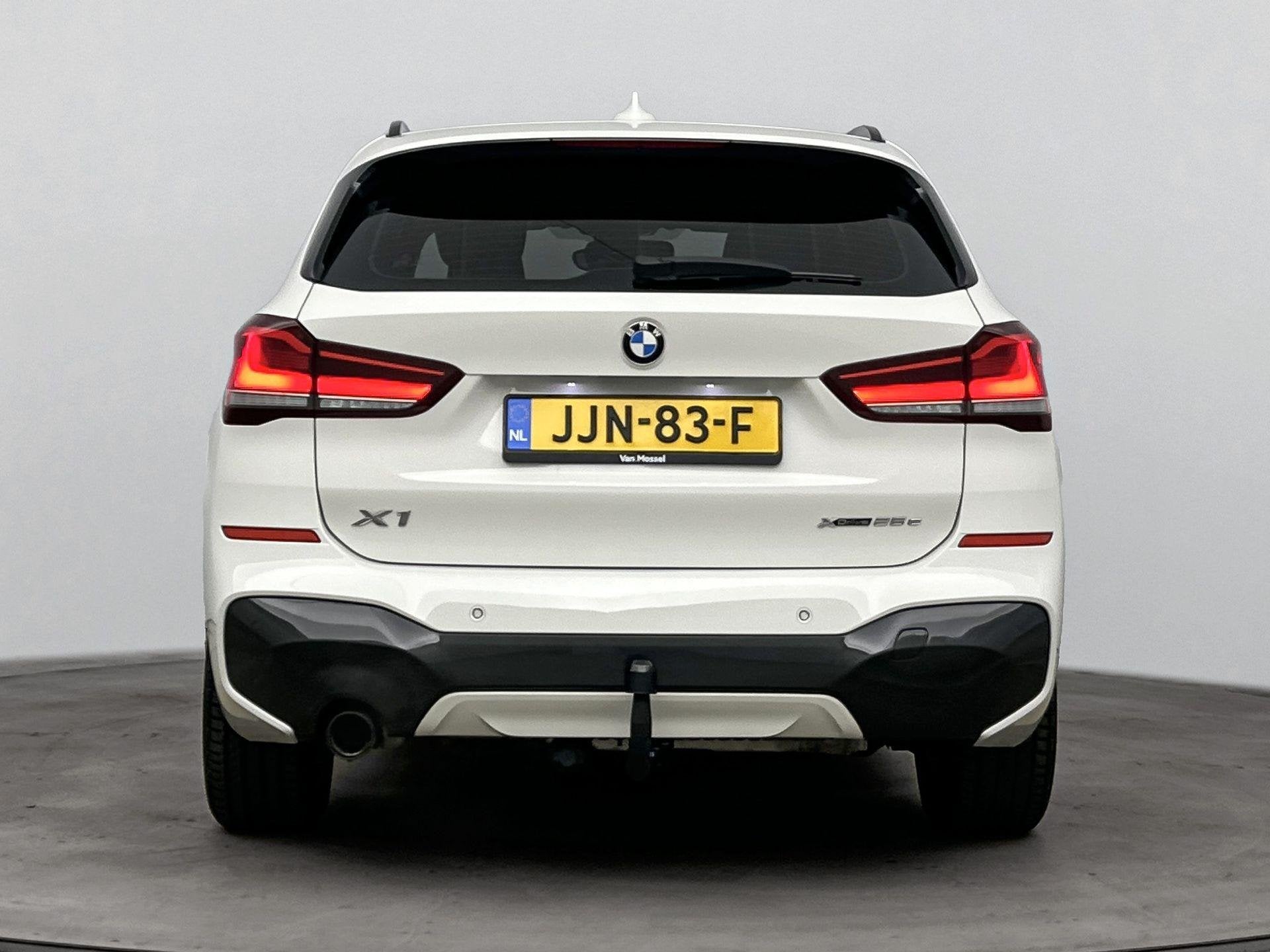 BMW X1 xDrive25e eDrive Edition 221PK | Automaat | Head-Up D, Stof, Gebruikt, Wit, Plug-in hybride
