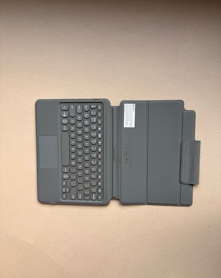 Nieuw ZAGG toetsenbord met hoes voor tablet, Multimediatoetsen, Nieuw, Ophalen of Verzenden, Draadloos