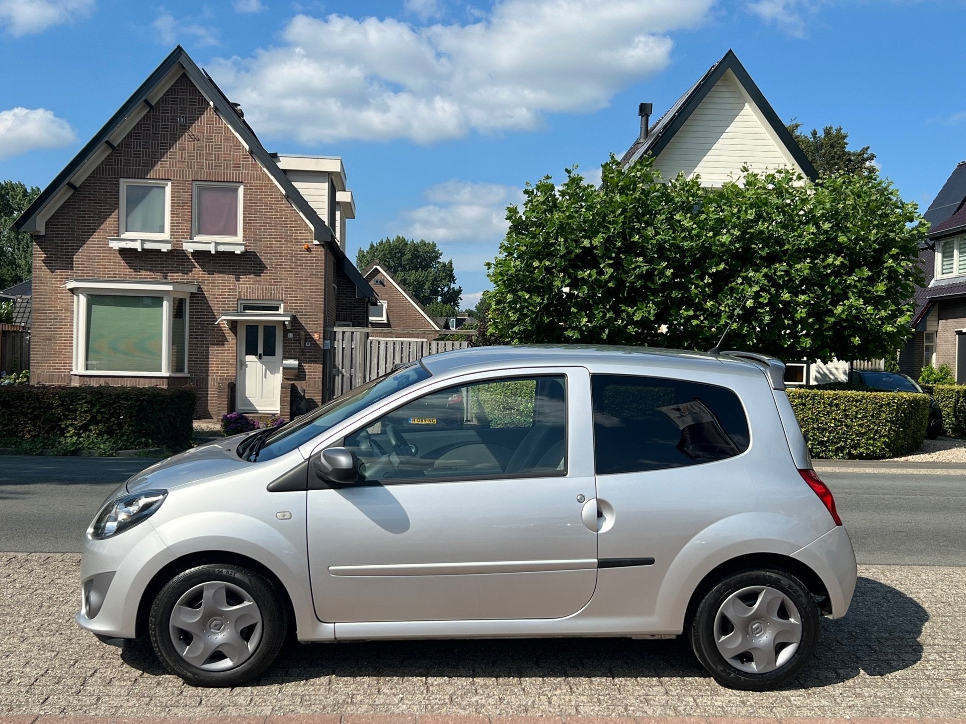 Renault Twingo 1.2-16V Collection 94.000 km NL-AUTO-NAP, Auto's, Renault, Gebruikt, 4 cilinders, 4 stoelen, Metallic lak