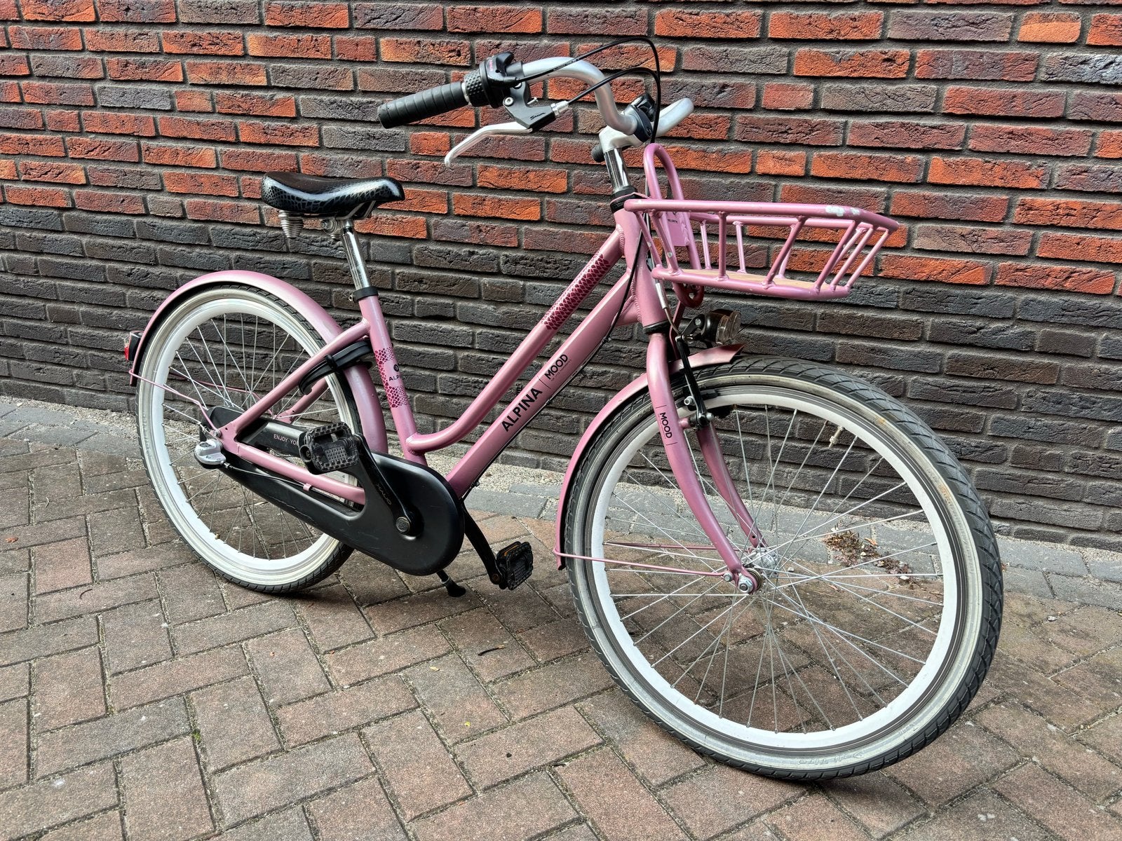 Alpina Mood Meisjesfiets 24 inch - Roze met mandje, Ophalen, Terugtraprem, Handrem, Gebruikt