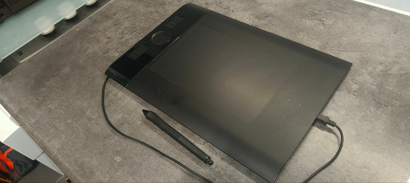 Intuos Wacom ptk-540wl, Computers en Software, Ophalen of Verzenden, Zo goed als nieuw, Bedraad, Wacom Intuos