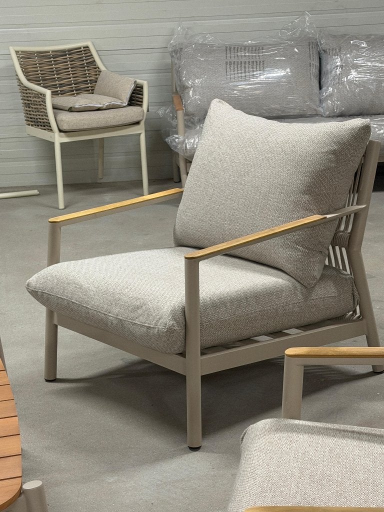 Foto 5 van Julia stoelbank set met koffietafel