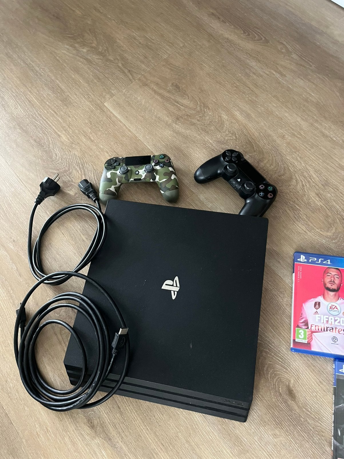 PlayStation 4 PRO 1TB inc 2 controllers en spellen, Spelcomputers en Games, Met games, Met 2 controllers, Ophalen of Verzenden