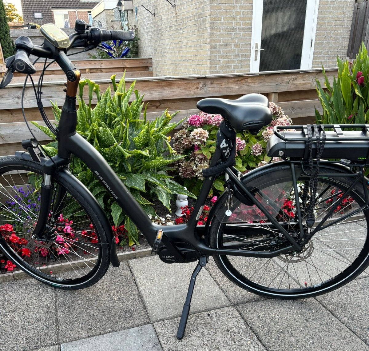 Ebike Batavus finez e-go active plus. Frame 53. Middenmotor, 51 tot 55 cm, Ophalen, Zo goed als nieuw, Batavus