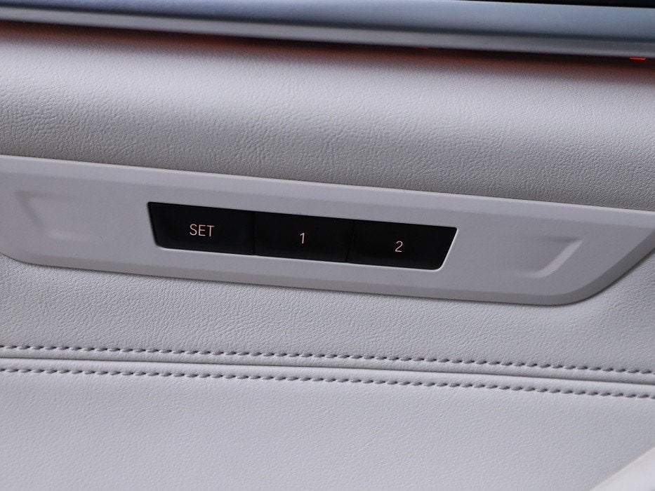 Foto 19 van BMW 5 Serie Touring 520i High Executive | Pano | Leder | 04-