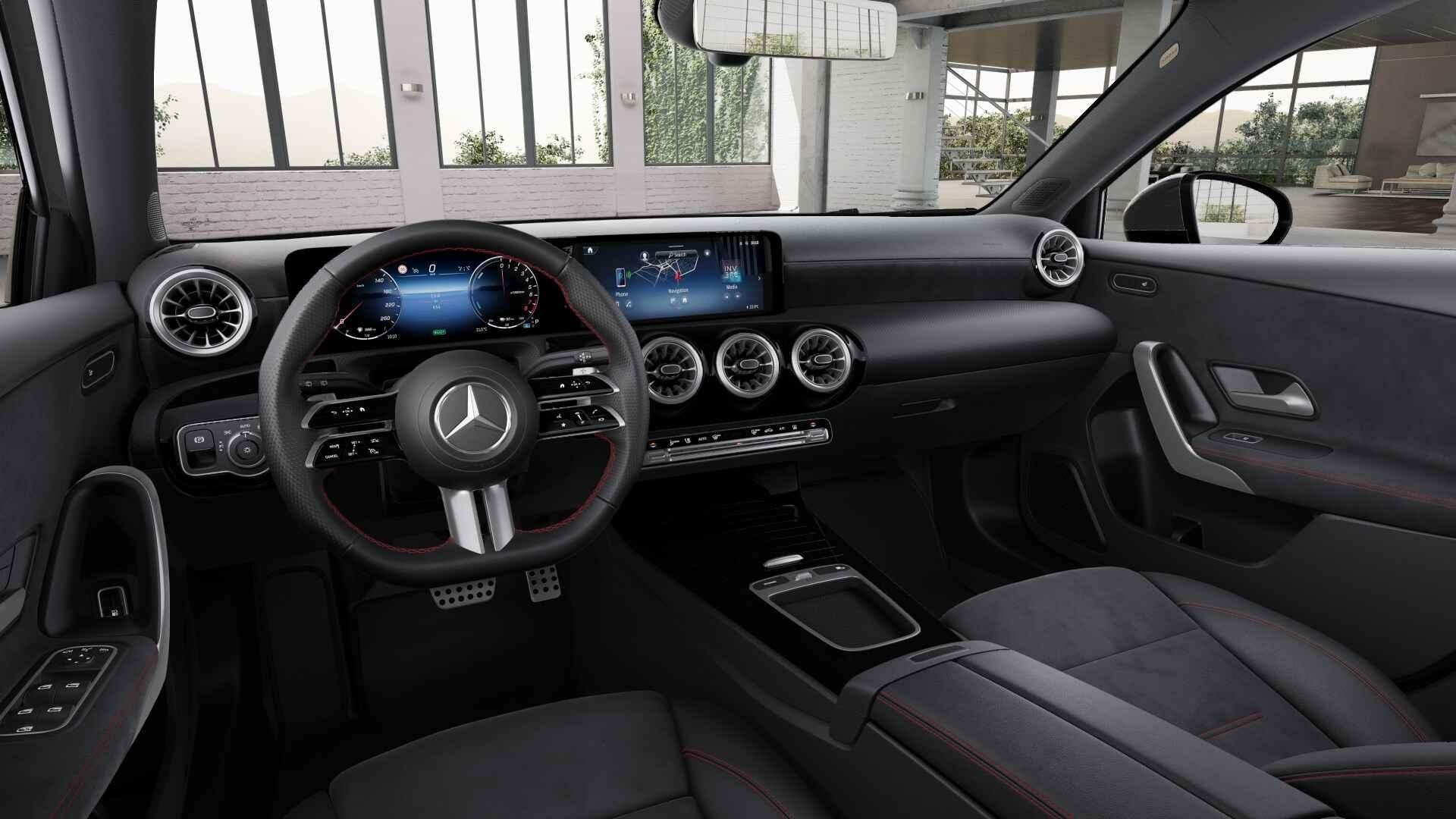 Mercedes-Benz A-Klasse 250e Business Solution AMG | Panorama, Auto's, Mercedes-Benz, 4 cilinders, 163 pk, Bedrijf, Hybride Elektrisch/Benzine