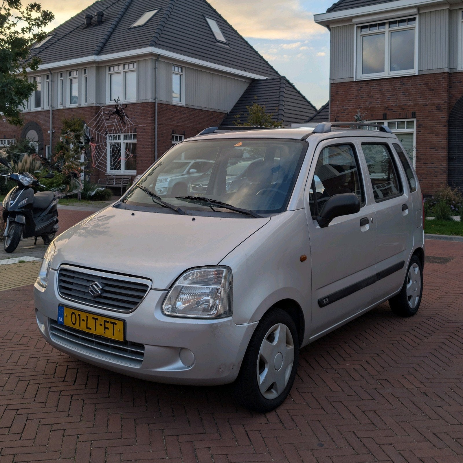 49.510 KM! NAP Suzuki Wagon R+ 1.3 AUTOMAAT 2003 Grijs AIRCO, Auto's, 970 kg, Stof, 40 €/maand, 4 cilinders