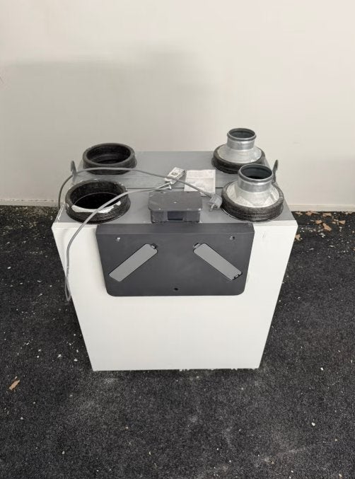 Zehnder ComfoAir E300 RF WTW-unit |2018| Warmteterugwinning, Doe-het-zelf en Verbouw, Ophalen, Zo goed als nieuw, Ventilator en Afzuiger