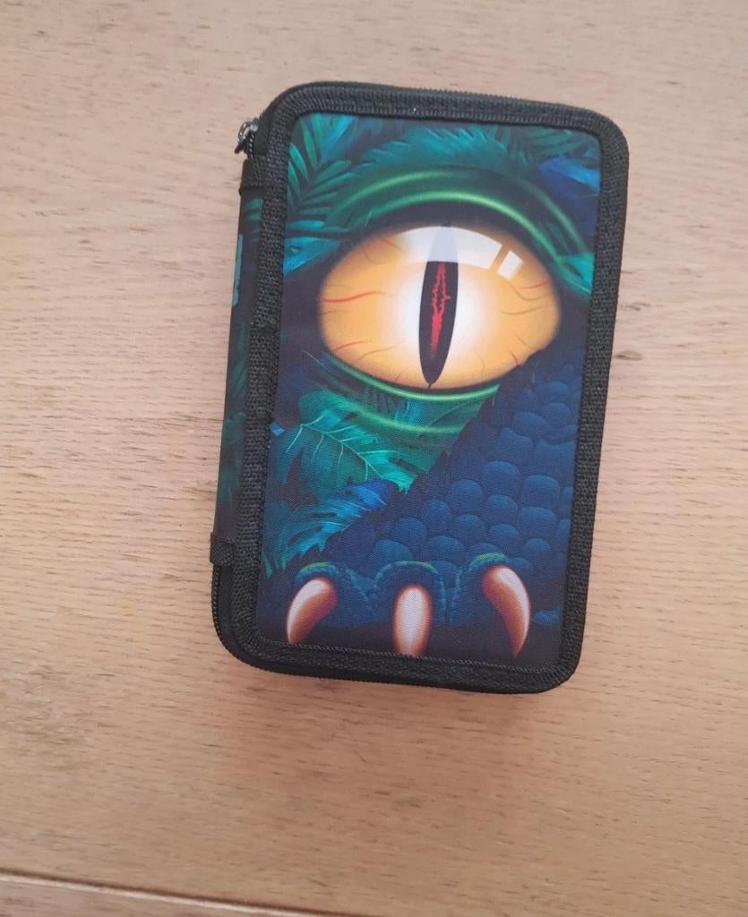 Etui T-Rex met inhoud, Ophalen, Nieuw