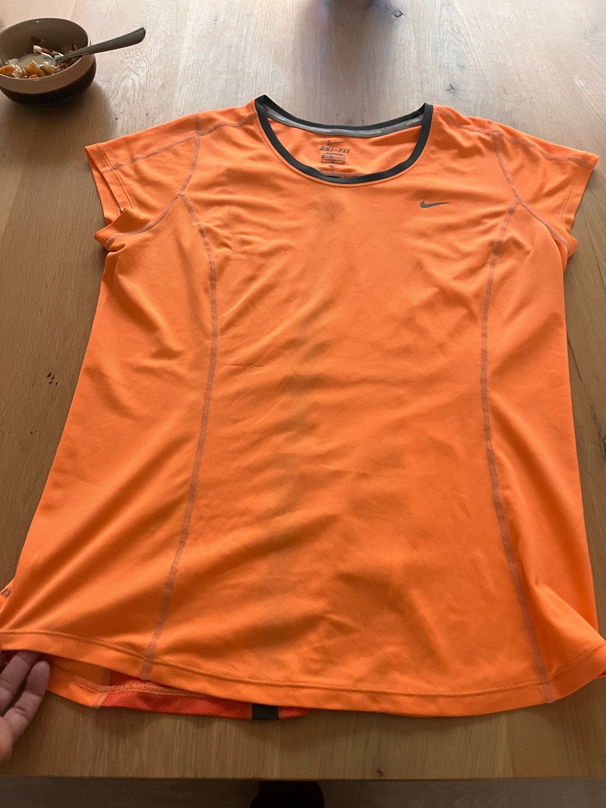 Nike Dri-FIT hardloopshirt - Oranje - Maat M, Maat 38/40 (M), Oranje, Ophalen of Verzenden, Zo goed als nieuw