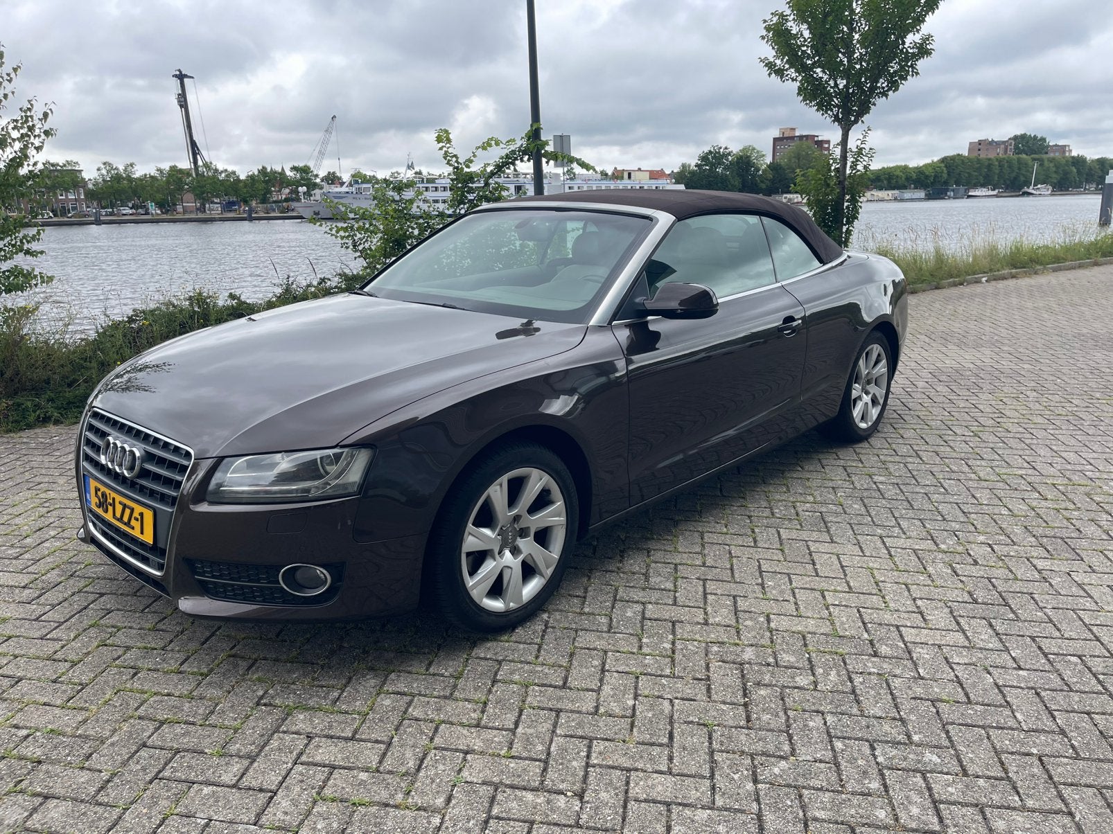 Audi A5 2.0 Tfsi 155KW Cabriolet 2010 Bruin, Auto's, Voorwielaandrijving, 15 km/l, Beige, 4 cilinders