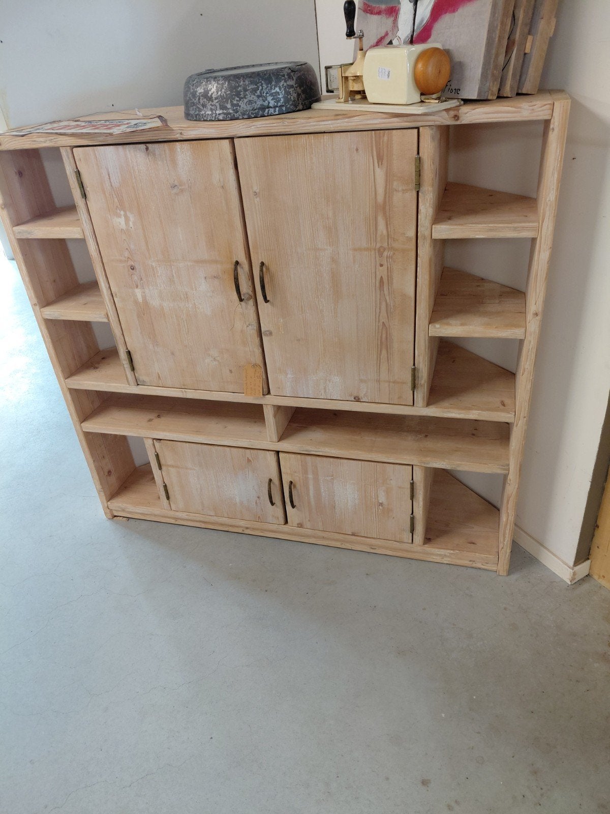 Unieke hoekkast/tv-meubel van oude kaasplanken, Gebruikt, 100 tot 150 cm, 100 tot 150 cm, Onbekend