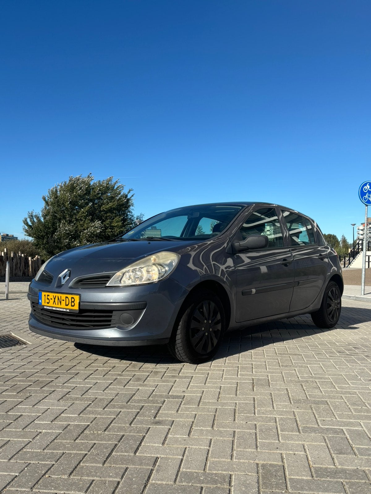 Renault Clio 1.4 16V 72KW 5-DRS E4 2008 Blauw, Auto's, Voorwielaandrijving, 4 cilinders, Blauw, 1200 kg