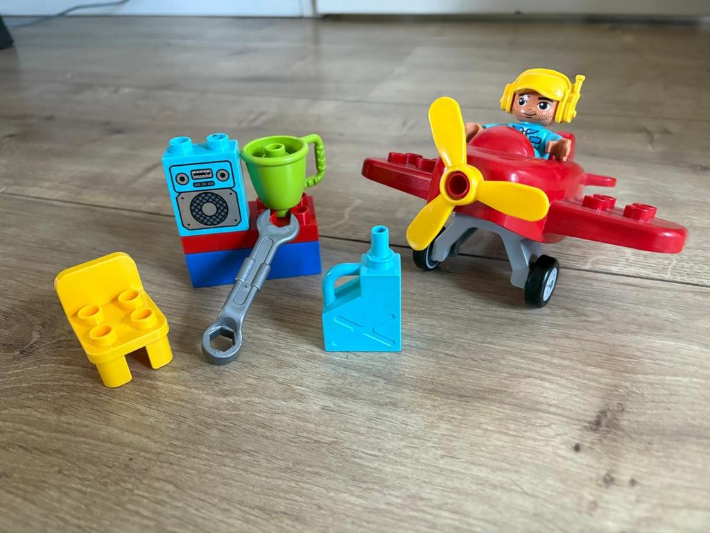 Lego Duplo Vliegtuig met Piloot en Accessoires, Ophalen of Verzenden, Gebruikt