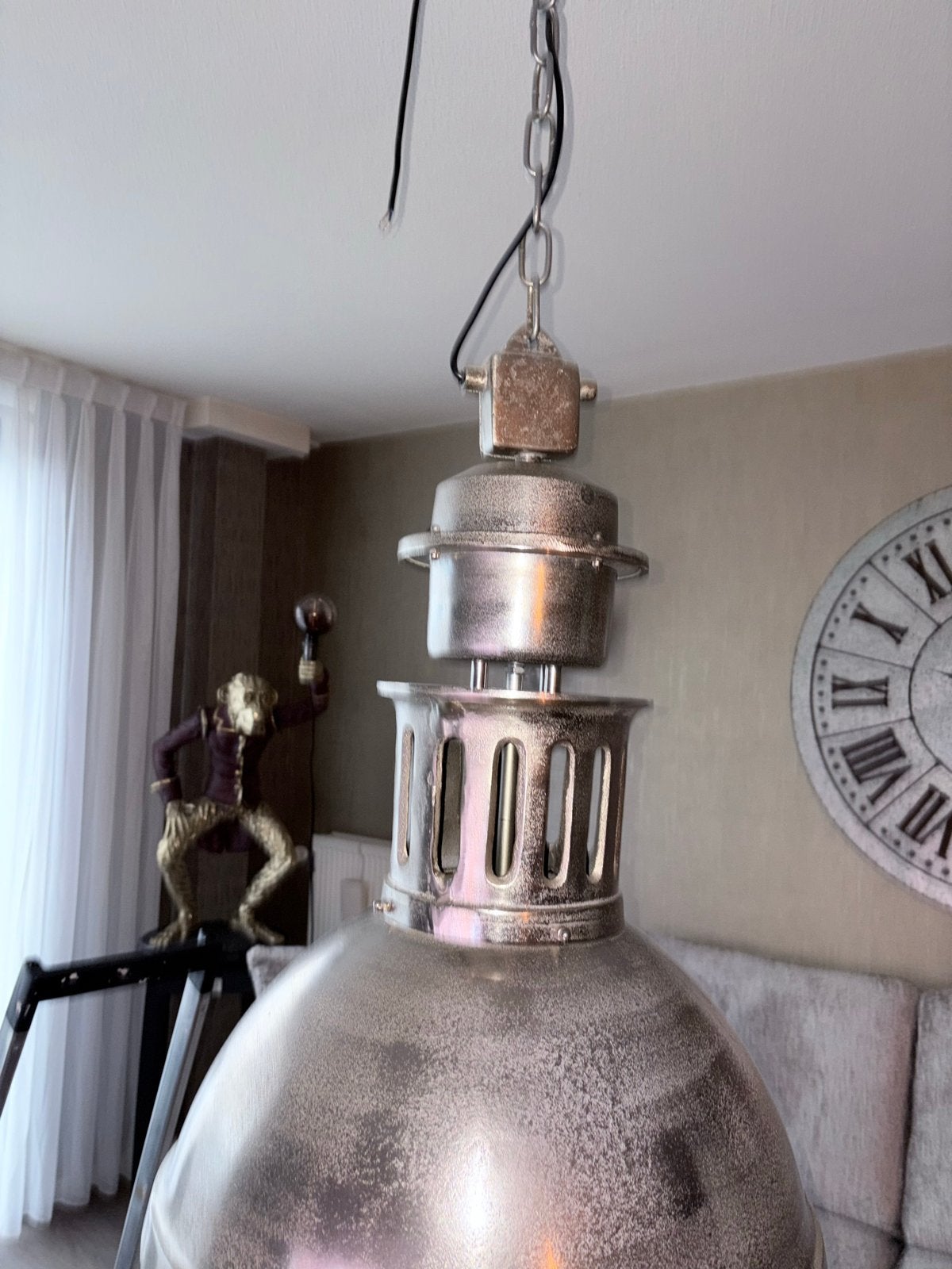Industriële hanglamp (Rofra) - Stoer en sfeervol, Ophalen, Zo goed als nieuw, Metaal, E27 (groot)