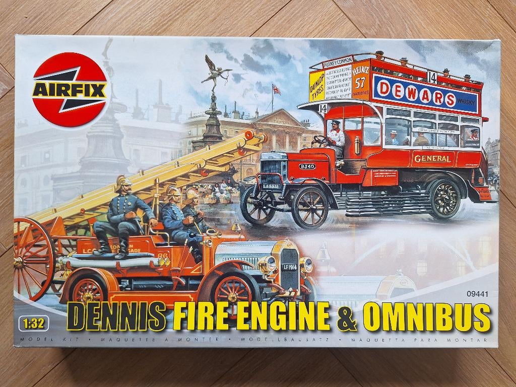 1:32 1/32 Airfix Dennis Fire Engine & Omnibus, 1:32 tot 1:50, Overige typen, Ophalen of Verzenden, Zo goed als nieuw