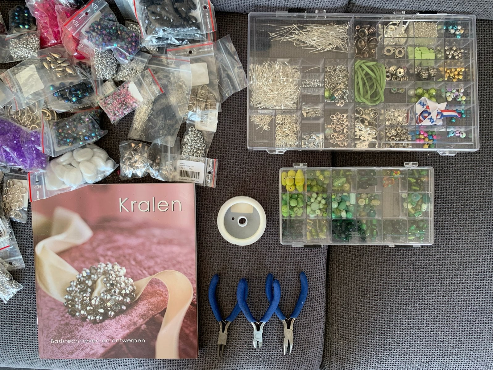 Grote set kralen en sieraden maken benodigdheden, Ophalen of Verzenden, Zo goed als nieuw, Overige typen