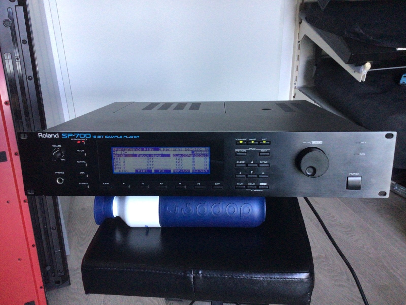 Roland SP-700 16-bit Sample Player - in mooie staat, Muziek en Instrumenten, Samplers, Ophalen, Zo goed als nieuw